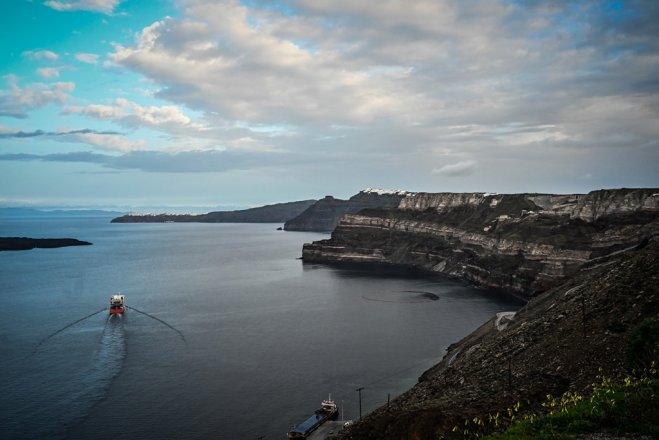 Unser Foto (© Eurokinissi) ist in dieser Woche auf der Insel Santorini entstanden.