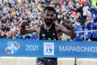 Foto (© Eurokinissi): Konstantinos Gkelaouzos traf nach den 42 Kilometern als erster im Panathenäischen Stadion ein.