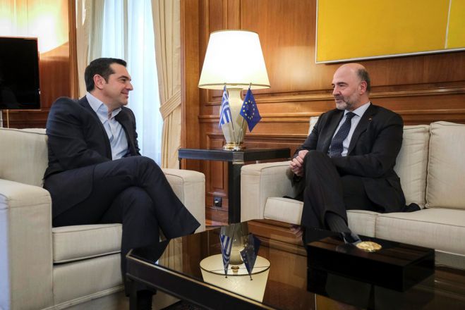 Unser Foto (© Pressestelle des Premiers / Andrea Bonetti) entstand am Mittwoch (16.1.) während eines Treffens zwischen dem griechischen Ministerpräsidenten Alexis Tsipras (l.) und dem EU-Wirtschafts- und Währungskommissar Pierre Moscovici.