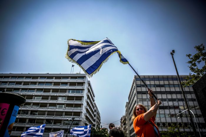 Unser Archivfoto (© Eurokinissi) entstand bei einer Kundgebung am 13. Mai in Athen. Gerichtet war die Veranstaltung gegen die Benutzung des Wortes Mazedonien für das nördliche Nachbarland FYROM in Athen.