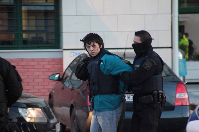 Unser Archivfoto (© Eurokinissi) zeigt Nikos Romanos während seiner Verhaftung.