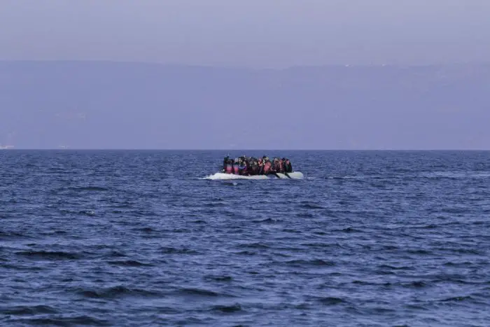 Unser Beispielfoto (© Eurokonissi) entstand 2015 vor der Insel Lesbos.