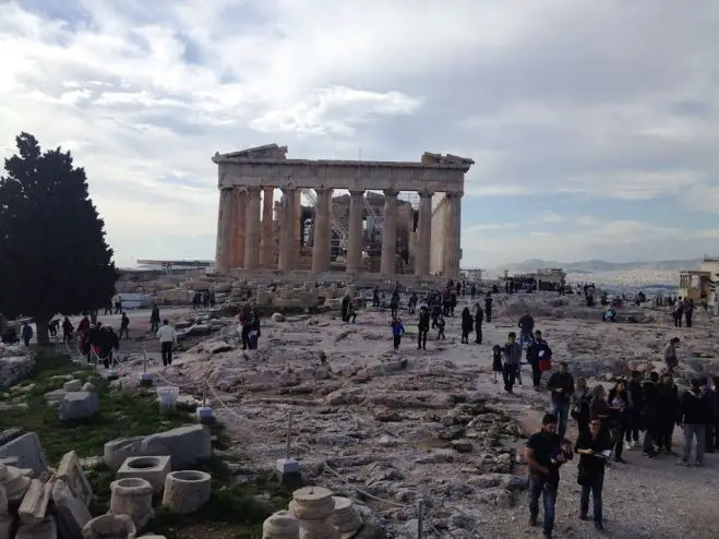 Bande gefasst, die Touristen an der Akropolis ausraubte