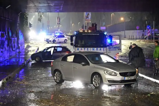 Unser Foto (© Eurokinissi) zeigt die Ausmaße der Unwetter von letzter Woche