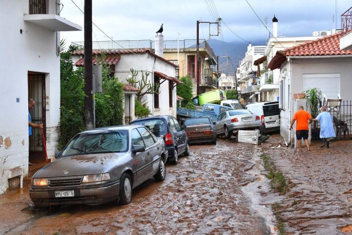 Todbringendes Unwetter in Griechenland fordert mindestens vier Opfer