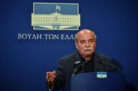 Parlamentspräsident besucht zwei in der Türkei inhaftierte griechische Soldaten 