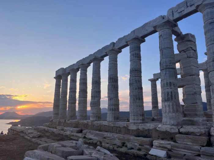 Archäologische Kultur-Stätten wie der Poseidon Tempel werden von Einheimischen wenig besucht (Griechenland Zeitung / Anny Schmidt).