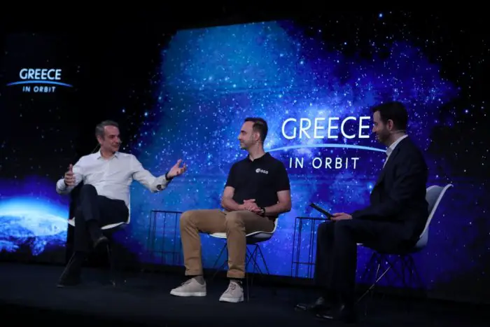 Unser Archivfoto (© Eurokinissi) entstand während der Veranstaltung „Greece in Orbit“ in Athen.