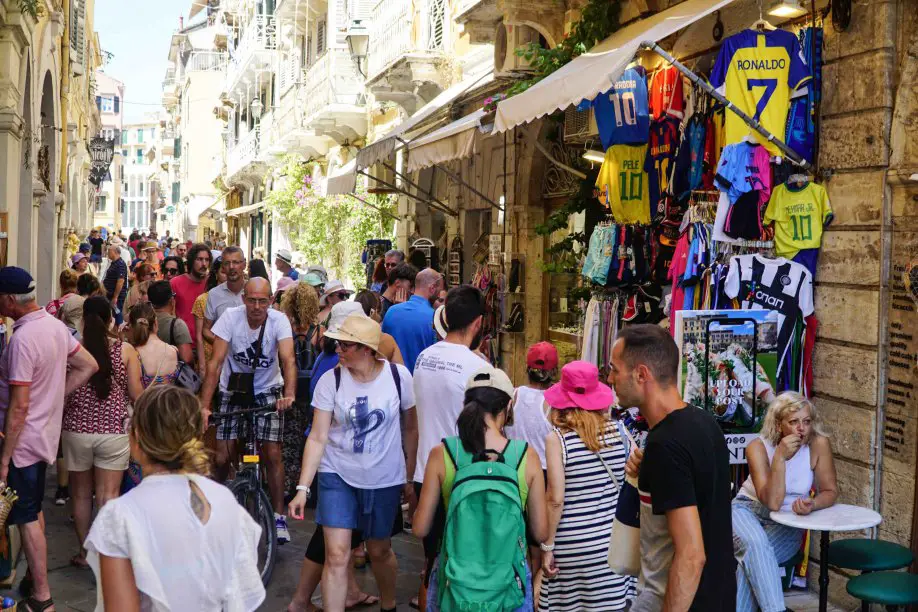 Wie wichtig sind Social Media für den Tourismus in Griechenland