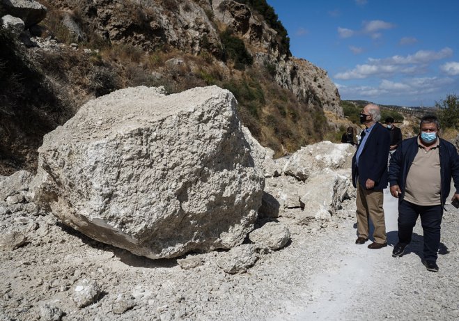 Unser Archivfoto (© Eurokinissi) entstand Ende September nach einem Erdbeben auf Kreta.