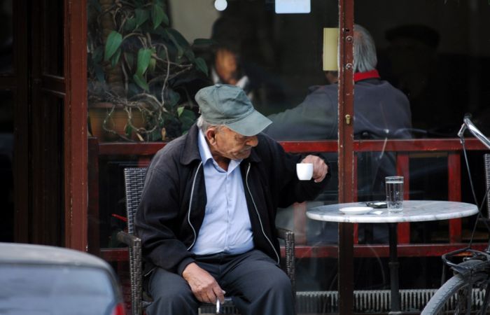 Hässliche Bilder sollen auch in Griechenland die Raucher abschrecken