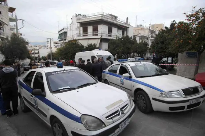 Griechenland: Ein Toter und drei Verletzte nach Schießerei zwischen Bankräubern und Polizei