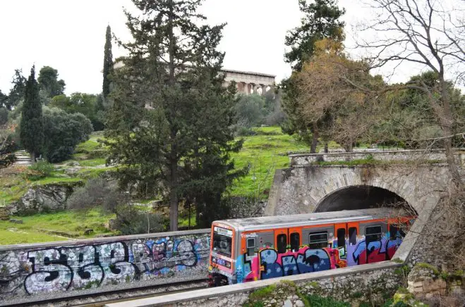 Foto (© Griechenland Zeitung / Jan Hübel): Trüber Tag in Athen.