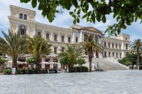 Unser Foto (© gtp) zeigt das Archäologische Museum auf Syros.