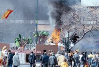 Unser Archivfoto (© Eurokinissi) enstand 2002 zum Karneval in der nordgriechischen Stadt Xanthi.