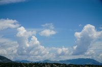 Bewölkter Dienstag mit afrikanischem Staub   
