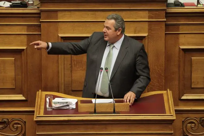 Unser Foto zeigt Verteidigungsminister Panos Kammenos am Montag (25.9.) während der Debatte im Parlament.