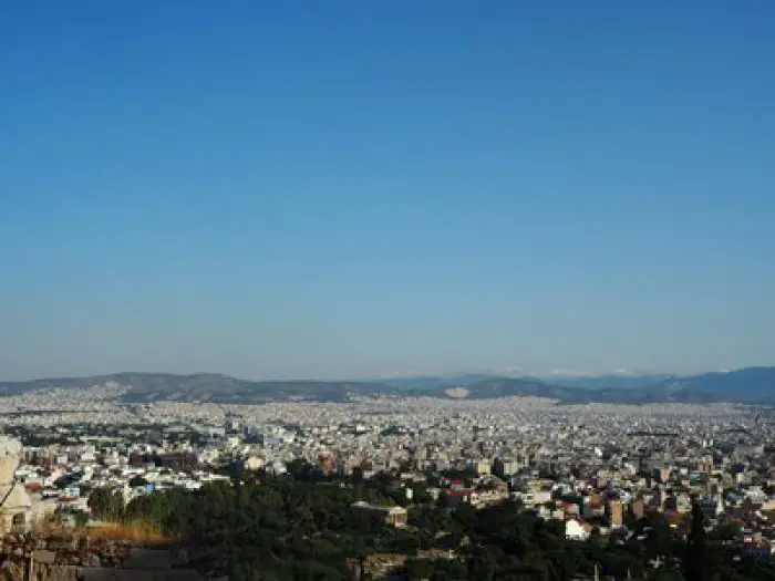 Unser Foto (© GZ / Franziska Gömmel) zeigt die Hauptstadt Athen.