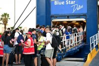 Unser Archivfoto (© Eurokinissi ) zeigt eine Momentaufnahme aus dem Hafen von Piräus, Freitag, 1. August 2025. 