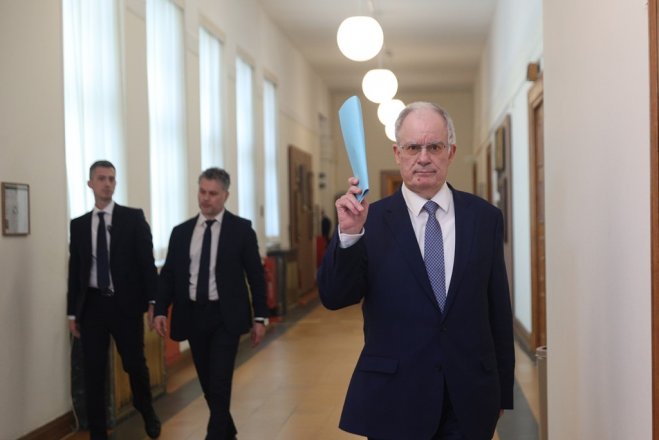 Unser Foto (© Eurokinissi) zeigt den frisch gewählten Staatspräsidenten der Hellenischen Republik Konstantinos Tasoulas.