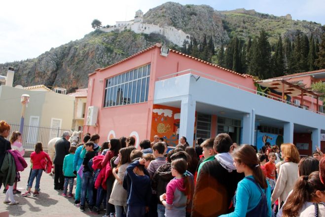 Spendenaktion für Schulkinder in ganz Griechenland
