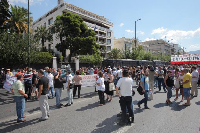 Entlassungen und Einstellungen in Griechenland