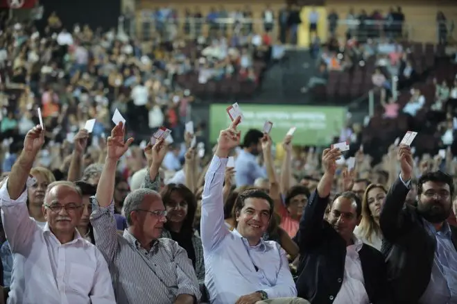 SYRIZA-Kongress – Tsipras bleibt unangefochten an der Parteispitze <sup class="gz-article-featured" title="Tagesthema">TT</sup>