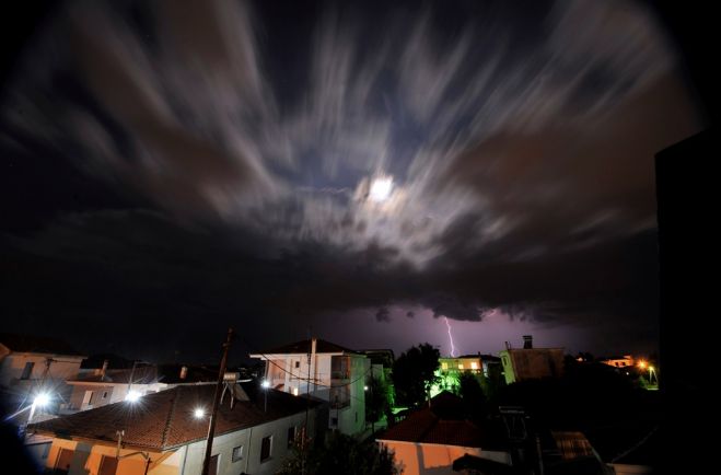 Tief Daidalos: 8.000 Blitze an nur einem Tag in Griechenland