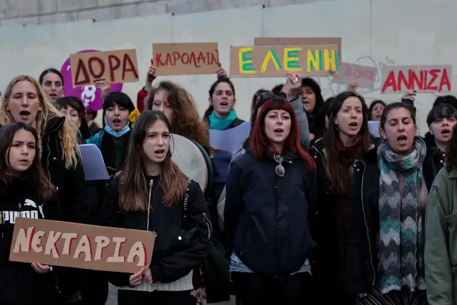 Frauen demonstrieren in Griechenland für ihre Rechte. (Foto © Eurokinissi/Archiv)