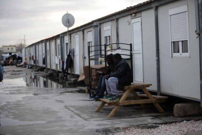 Unser Archivfoto (© Eurokinissi) entstand in einem Flüchtlingslager in der Nähe von Athen.
