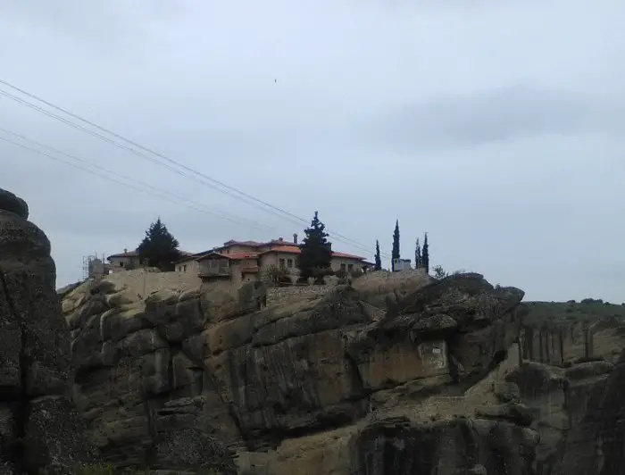 Unser Archivfoto (© Griechenland Zeitung/ Harald Schiedeck) entstand um Ostern 2018 bei den Meteora-Klöstern im Norden Thessaliens.