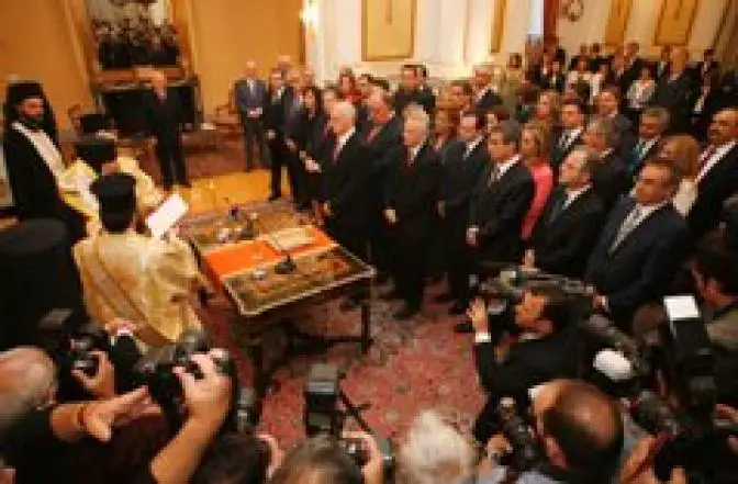 Kabinettsumbildung in Griechenland: Rochade nach Mitternacht