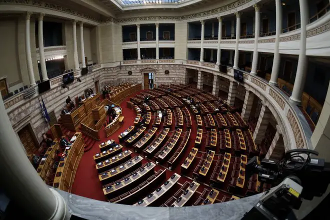 Unser Foto (© Eurokiniss) entstand am Mittwoch, 25.11., im Parlament.