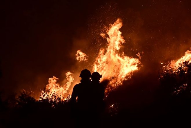 Über 200 Personen wurden 2026 in Zusammenhang mit Bränden festgenommen.Foto (© Eurokinissi)