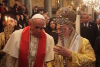 Gemeinsamer Gottesdienst von Orthodoxen und Katholiken in Istanbul 
