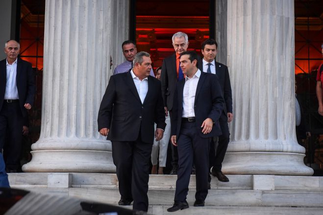 Unser Archivfoto (© Eurokinissi) zeigt Ministerpräsident Alexis Tsipras (r.) und seinen Regierungspartner Panos Kammenos.