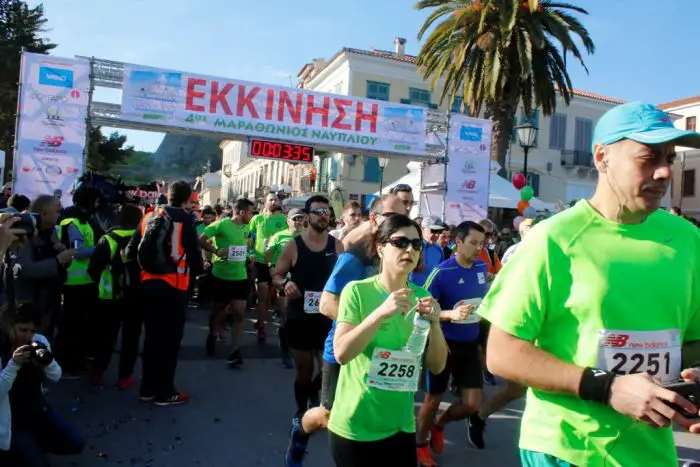 Unser Archivfoto (© Eurokinissi) entstand am 6. März bei einem ähnlichen Marathonlauf in Nafplion, Peloponnes.