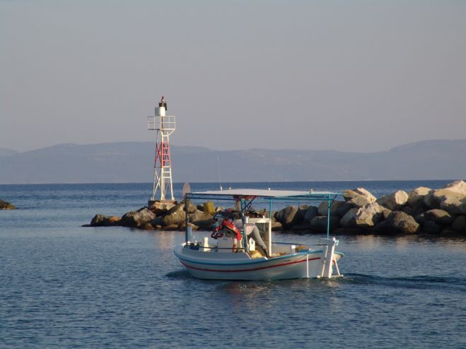 Das Wetter in Griechenland: Milde Temperaturen und stellenweise Regen
