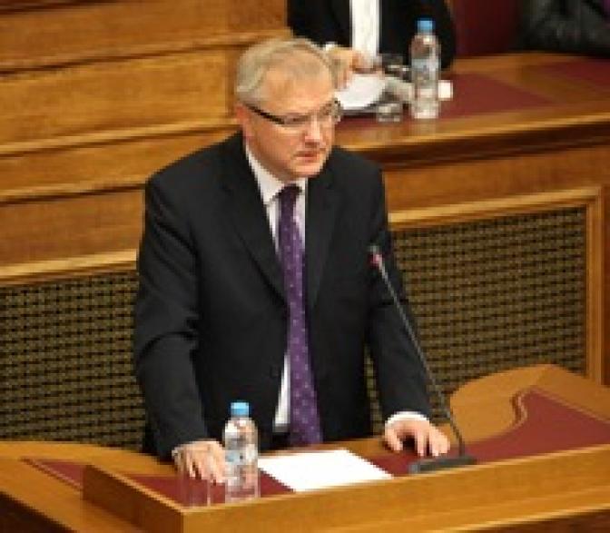 EU-Kommissar Rehn sieht Verlängerung der Kredit-Tilgung positiv