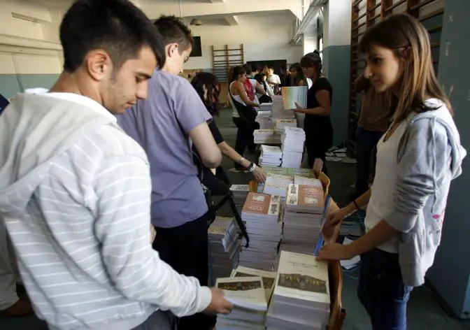 Beginn des Schuljahres ohne Lehrbücher – viele Unis und Hochschulen besetzt