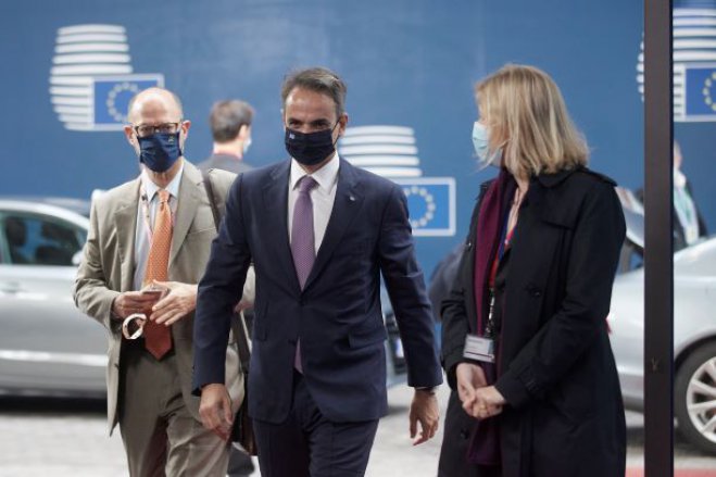 Unser Foto (© Pressebüro des Premierminister / Dimitris Papamitsos) zeigt Ministerpräsident Kyriakos Mitsotakis in Brüssel.