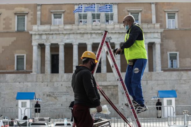 Unser Archivfoto (© Eurokinissi) entstand vor dem Parlament in Athen.