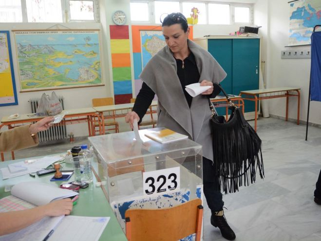 Umfrage weist regierungsfähige Mehrheit für SYRIZA aus <sup class="gz-article-featured" title="Tagesthema">TT</sup>