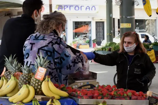 Unser Archivfoto (© Eurokinissi) entstand auf einem Wochenmarkt in Argos auf der Peloponnes.