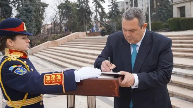 Unser Foto (© Eurokinissi) zeigt Griechenlands Verteidigungsminister Panos Kammenos.