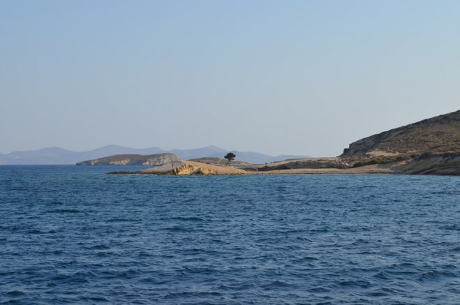 Unser Foto (© GZ / Jan Hübel) entstand auf der kleinen Insel Arki in der Nähe von Leros.