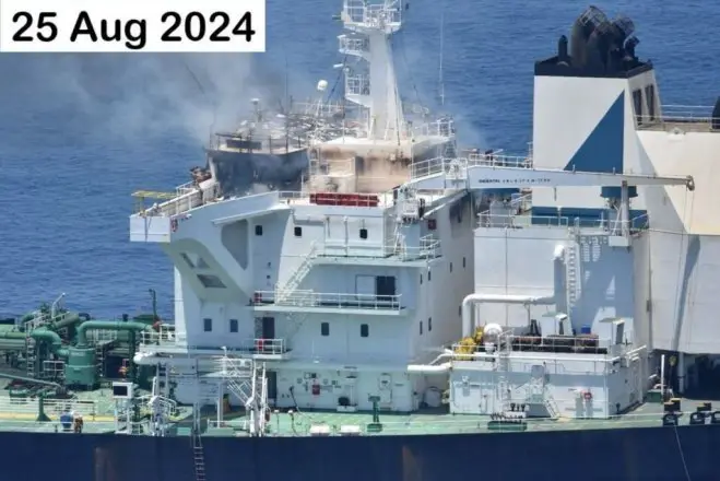 Unser Archivfoto (© Eurokinissi) zeigt das Schiff „Sounion“, das im August 2024 von Huthi-Rebellen attackiert wurde.
