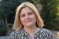 Foto (© GZjh): Die Autorin Aglaia Blioumi.