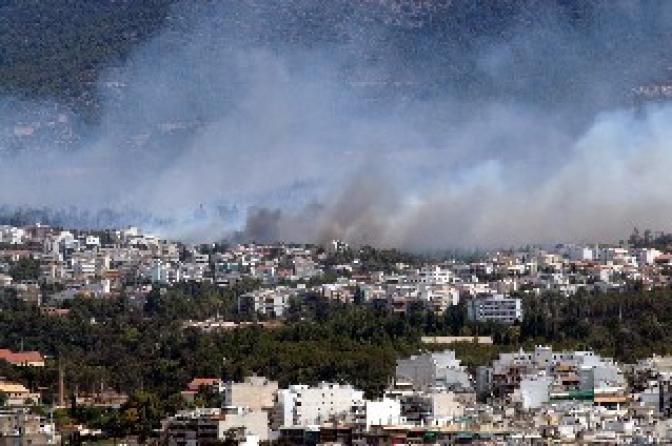 Waldbrand auf Athener Hausberg