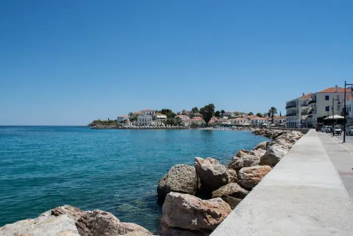 Laufen für einen guten Zweck: Aufforstung beim Spetses Mini Marathon